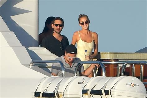 Leonardo Dicaprio And Tobey Maguire Spotted Living The Bachelor Dream
