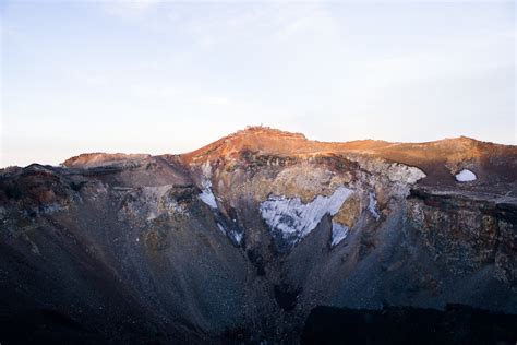 mt fuji crater deep crater  mt fuji oxboroughconzto flickr