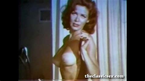 Classy Vintage Beauty Nude