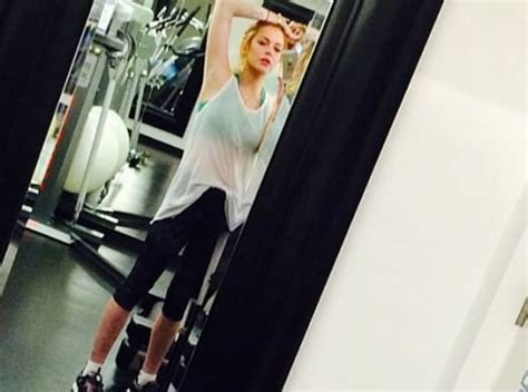 Lindsay Lohan So Wet In New Gym Selfie The Hollywood