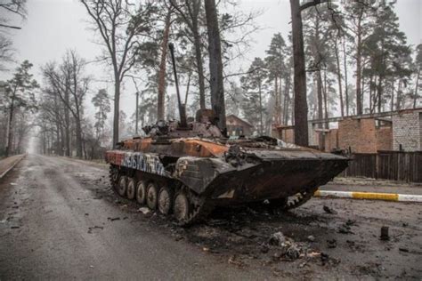 ukraine says nearly 18 000 russian military dead claims full control