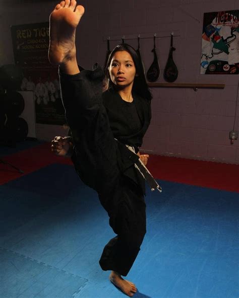 Pin By Reginald Hazzard On The Power Of Asia Women Karate Female