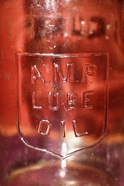 genuine shield amp lube oil quart bottle xxxx antique complex