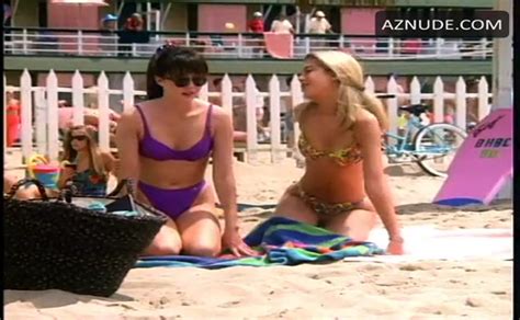 shannen doherty bikini scene in beverly hills 90210 aznude