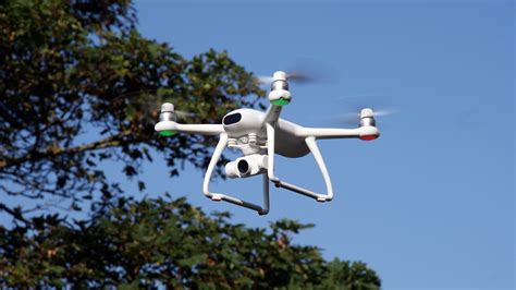 beginner drones     starter drones   fliers techradar