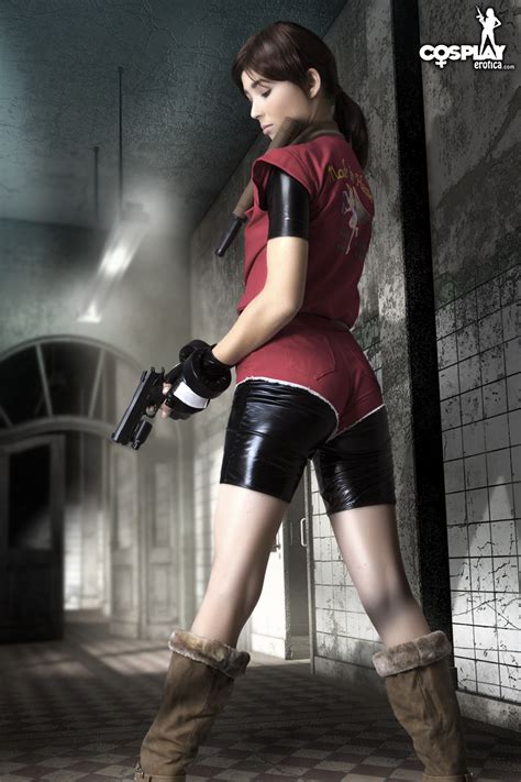 cosplayerotica claire resident evil nude cosplay
