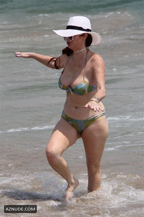 phoebe price sexy shows off her bikini body on the beach in malibu aznude