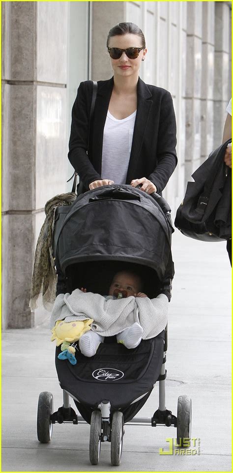 photo miranda kerr lunch date with mom and flynn 13 photo 2551832