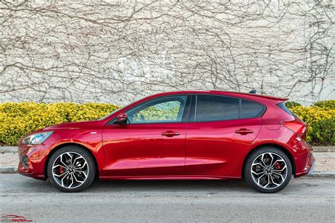 nuevo ford focus st  rojo ford focus review