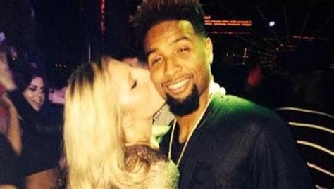 Tinder User Wants The World To Know She Had Sex With Odell