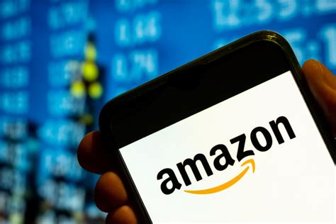 amazons dangerous ambition  dominate healthcare time