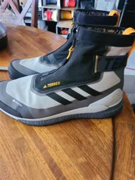 adidas terrex  hiker coldrdy gtx gore tex boots mens sz  ds  rare cw kixify marketplace