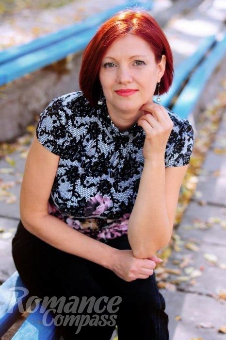 date ukraine single girl svetlana hazel eyes red hair 53 years old