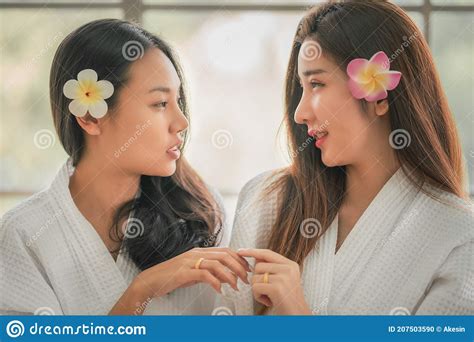 Lgbtq Lesbian Couple Having Romantic Moment Relaxing Together In Spa