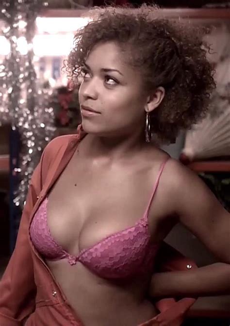 Image 577837 Antonia Thomas Frees Her Norks In The