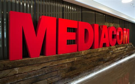 mediacom worldwide tops comvergance  business barometer bt