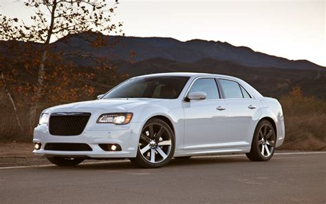 2014 Chrysler 300 Srt8 News Reviews Msrp Ratings With Amazing Images