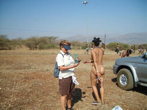 naked zulu girls