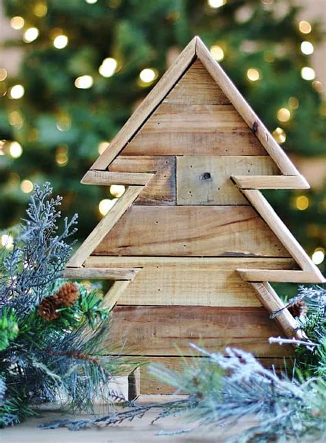 diy wooden christmas tree  recycled pallets thistlewood farms