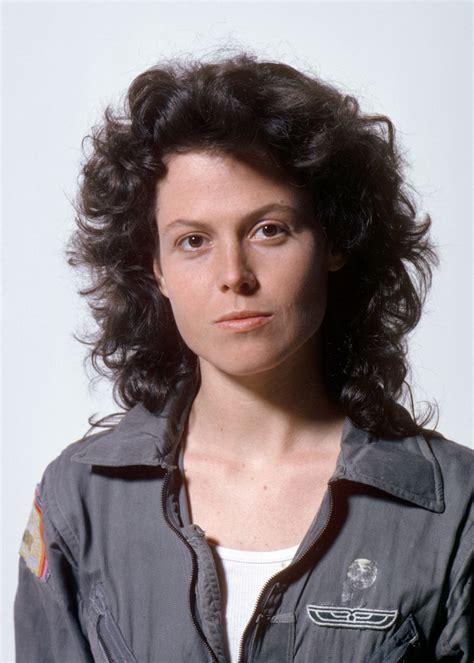sigourney weaver talks alien sequel playing ripley and