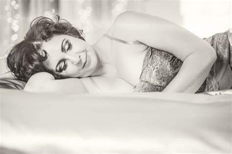 woman with cancer poses in boudoir photos popsugar love and sex photo 9