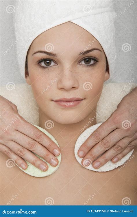 face cleansing royalty  stock images image