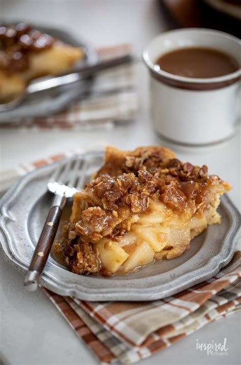 Salted Caramel Honeycrisp Apple Pie Favorite Pie Recipes Apple Pie