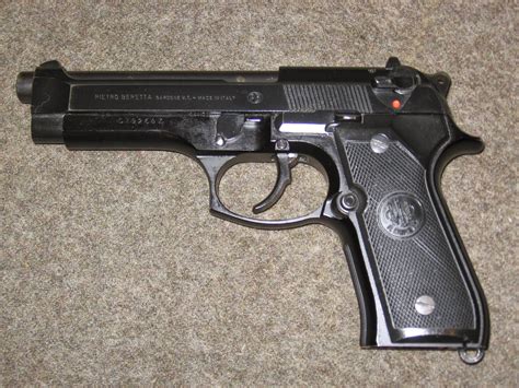 school guns  underrated beretta  pistol