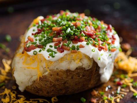 baked potato delicious pairings  toppings    planthd