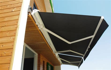 wind retractable awnings rollac
