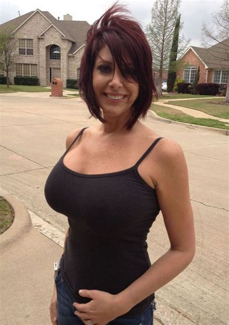 busty and gorgeous hottest cougars pinterest mom house and the neighborhood
