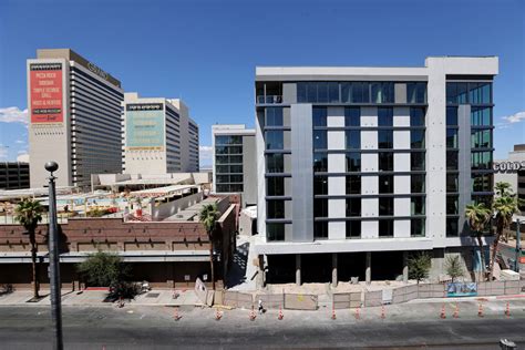 downtown grands gallery tower accepting reservations  september las vegas review journal