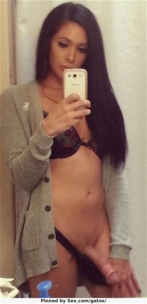 transgender nude selfies