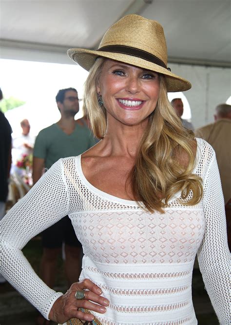 Christie Brinkley Shows Us How To Ace September Dressing