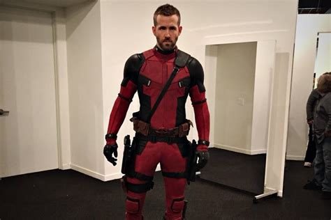 Ryan Reynolds Shares Photos From First Deadpool Costume