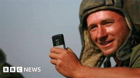 russian soldiers face ban on selfies and blog posts bbc news