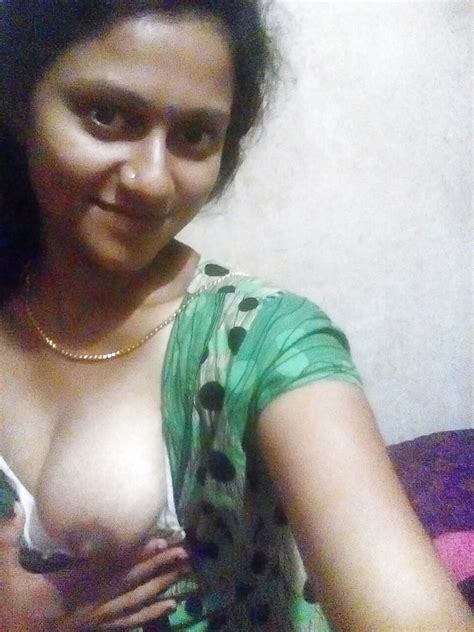 Indian Malayalam Girl Nude Sex Photo In Bedroom For Lover