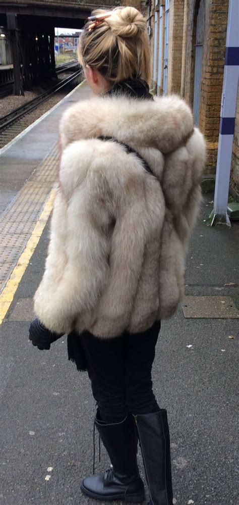 pin by fur3lover on real fur in 2020 fashion coat fur coat