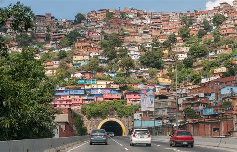 large movements petare venezuela lo slum piu violento del mondo