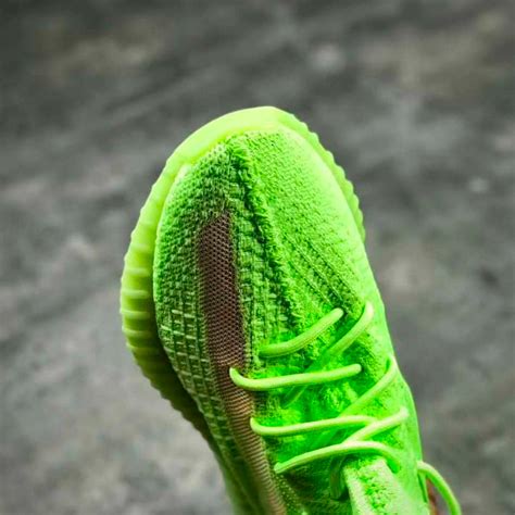 adidas yeezy boost   glow   dark sneakersfr