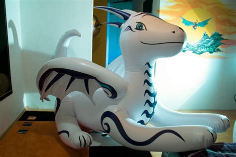 Custom Inflatable Cartoon Model Inflatable White Dragon With Wings For