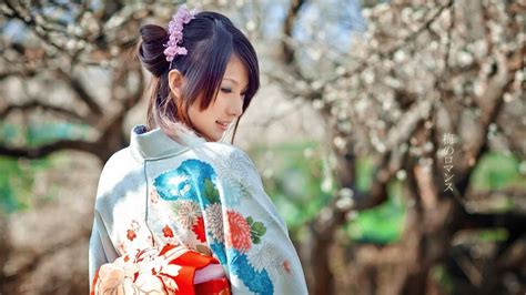 Download Beautiful Japanese Girls Wallpapers Most Beautiful Places In