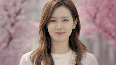 Leading Actress Son Ye Jin Set To Star In K Drama Inside
