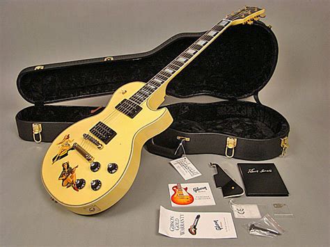 Gibson Steve Jones Les Paul Custom Antique Yellow Image