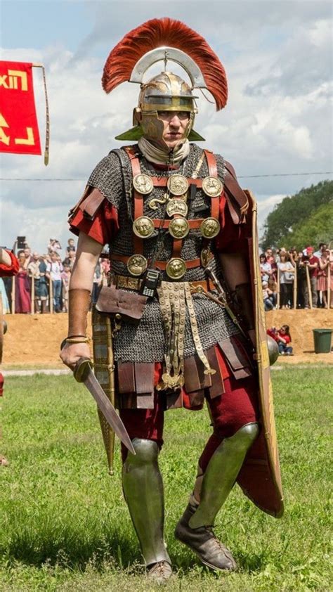 pin  james bond  legiones romanas roman centurion roman armor roman soldiers