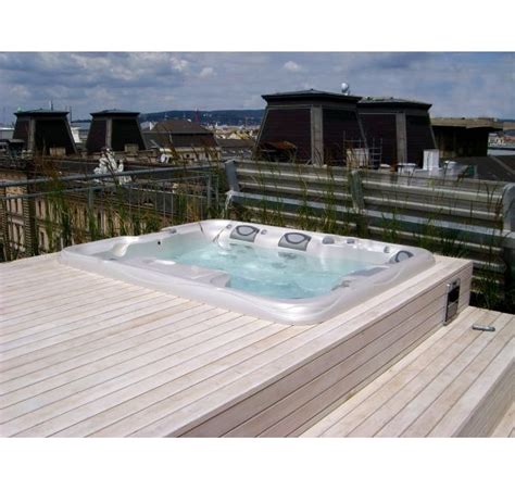 acheter spa spa marin serie  sundance spas en  places sundance spas chez spafr