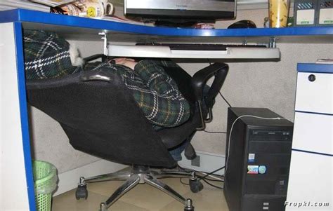 How To Sleep In Office Page 2 Funny Pics