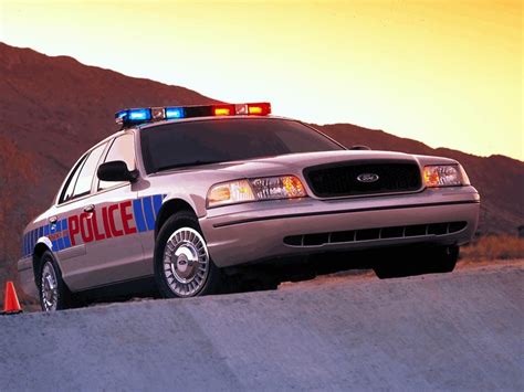 ford crown victoria police interceptor   quality