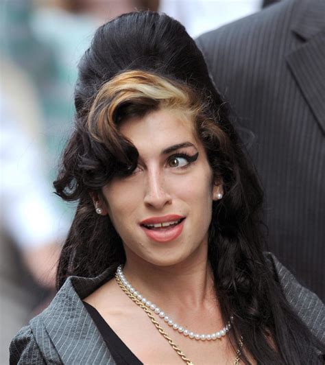 Amy Winehouse Les Hommages De Ses Fans En Images