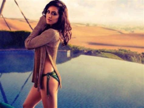 Shraddha Kapoor Bikini Pic From Baaghi Latest Hot Sensuous